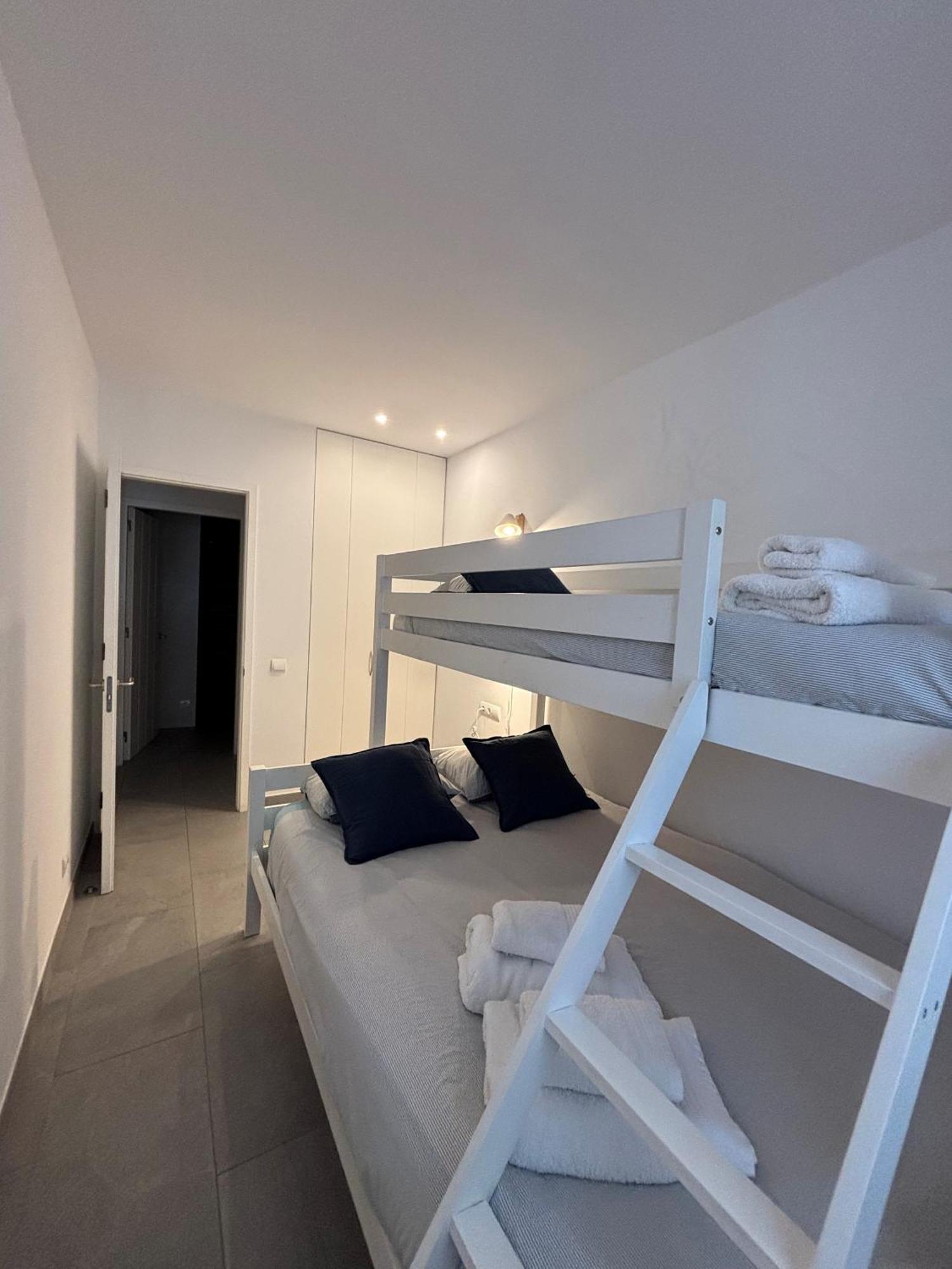 Apartamento Nuevo En El Centro Con Garaje Cadaqués Dış mekan fotoğraf